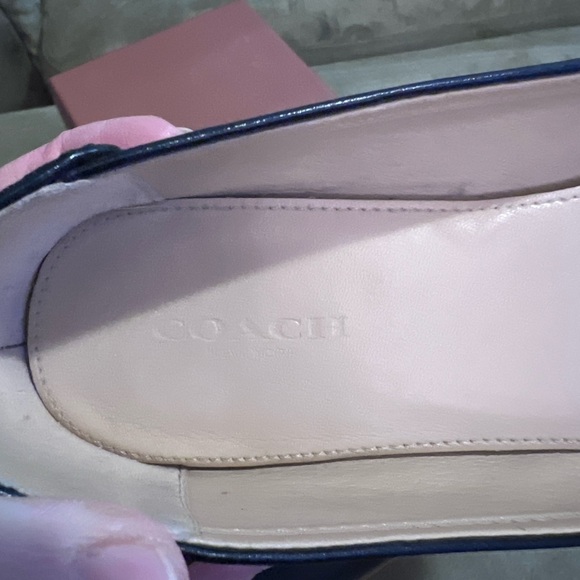 Authentic Coach shoes - Picture 6 of 8